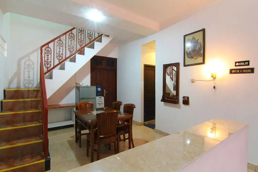 Sari Homestay