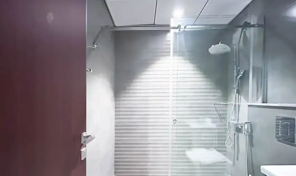 Stylish 1BR With Balcony City Views O2 Tower, JVC