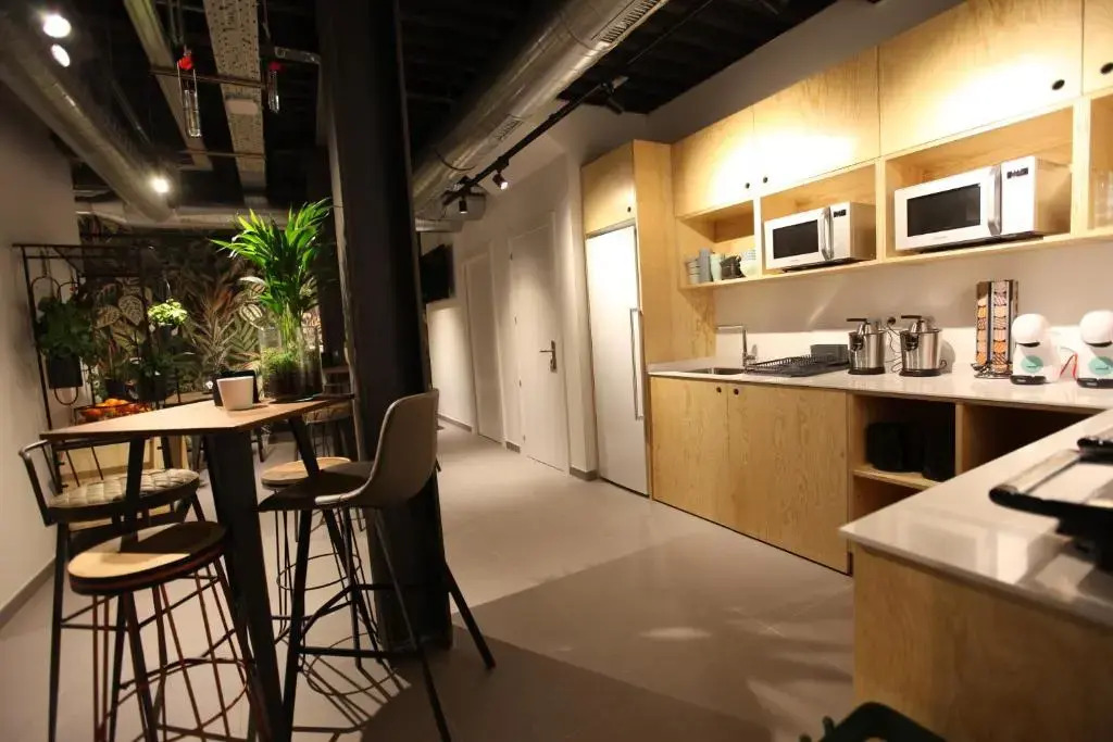 VTZ The Botanic Hostel