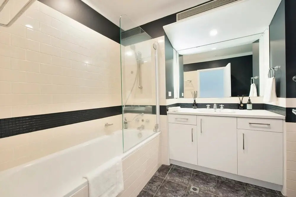 QV Executive Stylish Apartment - 853