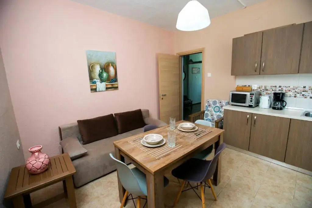 Joanna's Residence