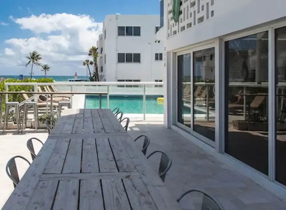 Premiere Hotel