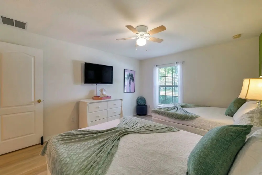 Peaceful Clermont Gem w/ Pool, 9 Mi to Disney!