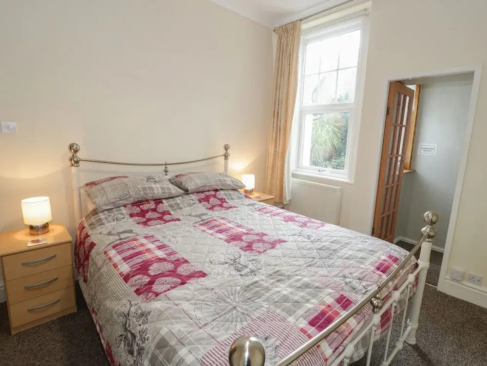 Garth House Apartment 2