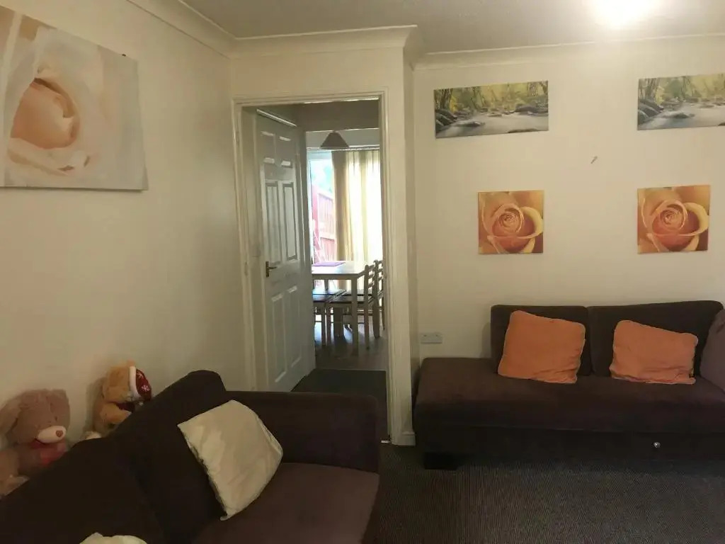 HOUSE shared, New Build 36 Nottingham 3bedrooms