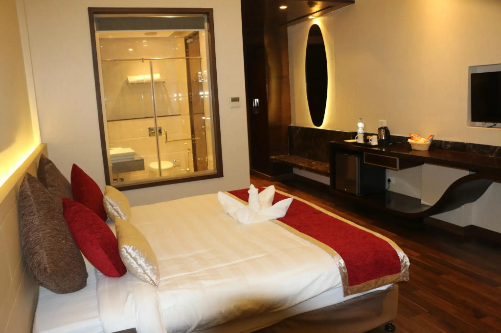 Hotel Lakhdatar
