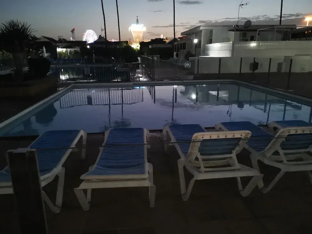 Susana's Bungalow Wifi Free and Pool