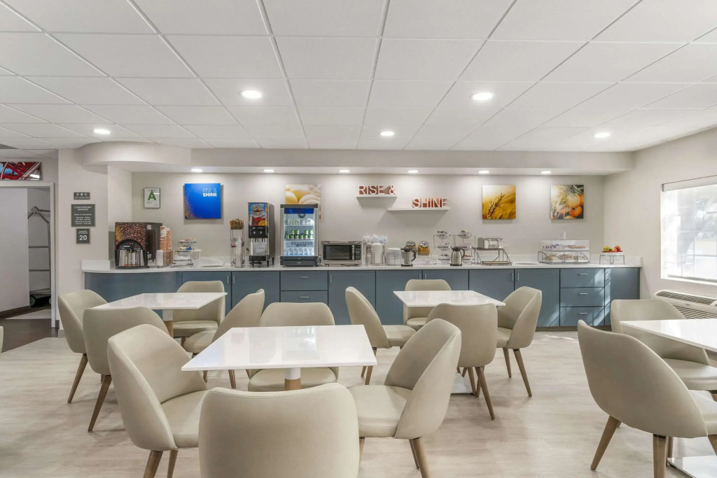 Comfort Inn & Suites Louisville Airport Fair & Expo