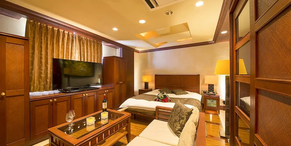 Qt HOTEL - Adults Only