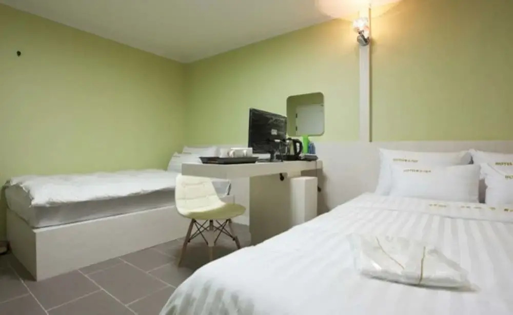 Hotel E Jen