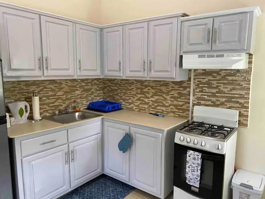 Cozy Studio Apartment in Quiet Neighborhood!