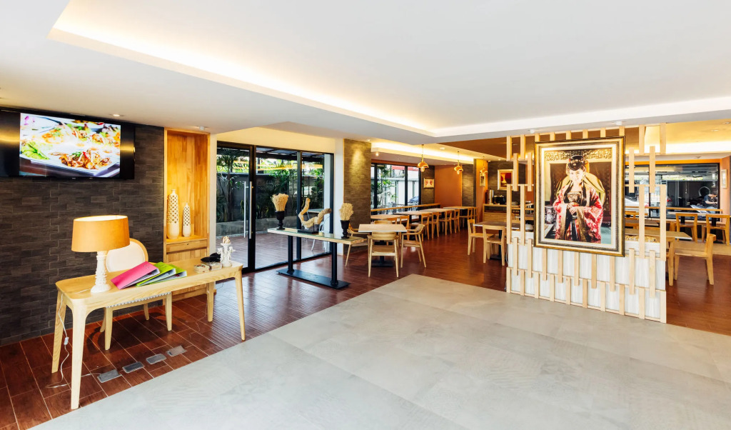 Baron Residence Bangkok