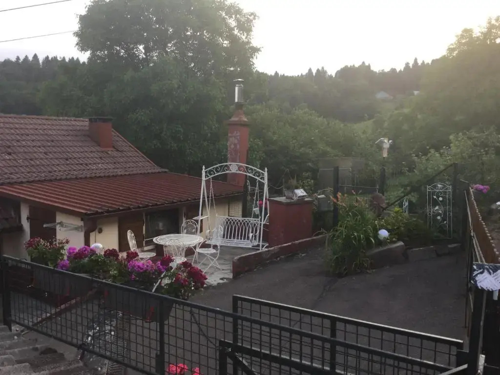La Ferme de Là-haut B&B