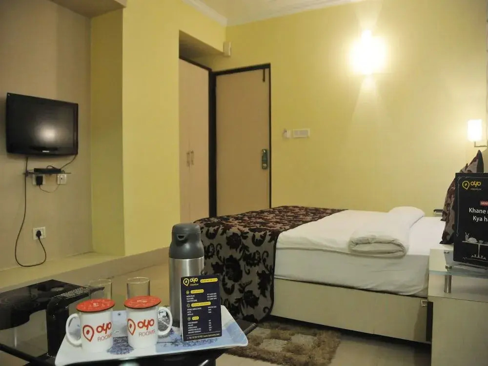 OYO 3353 Apartment Royal Residency