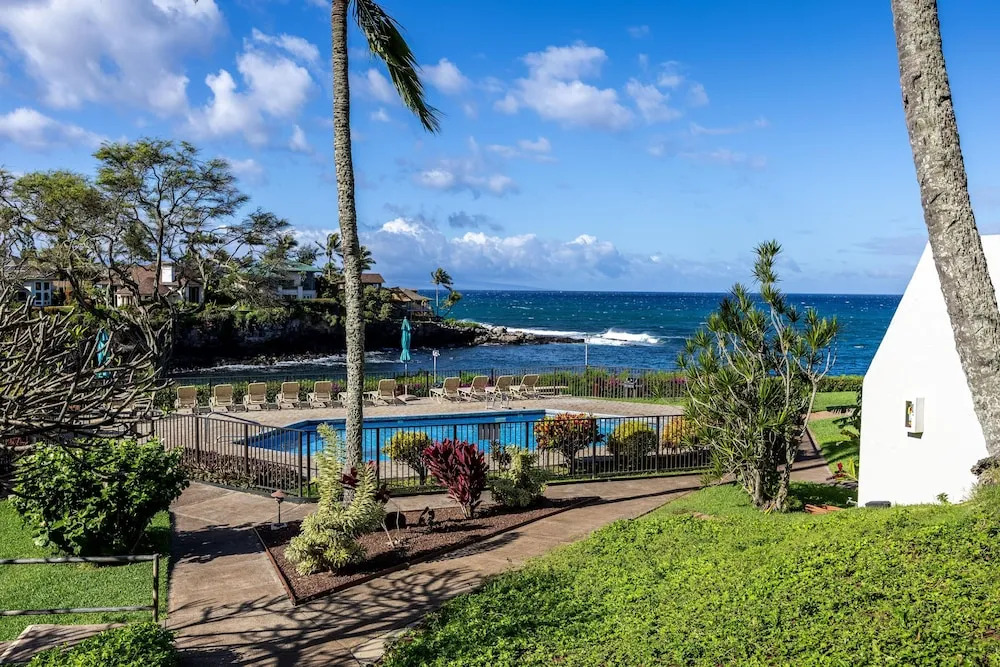 Napili Point Point Oceanfront 2br Loft - Unit C2 1 Bedroom Condo