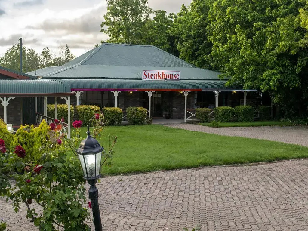 Rest Point Motor Inn
