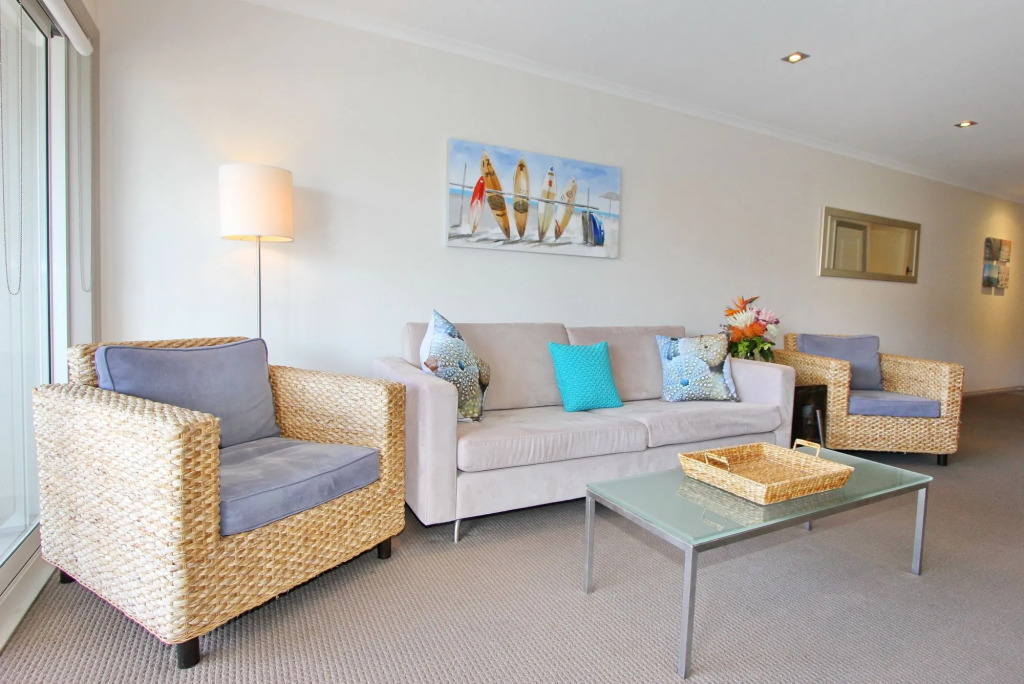 Crows Nest Apartments