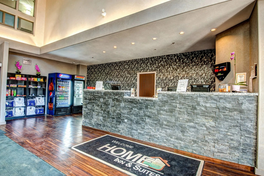 Home Inn & Suites - Swift Current