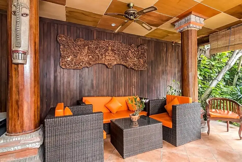 ZEN Rooms Seminyak Taman Petitenget