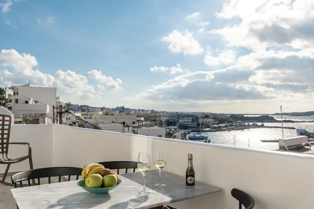Mariet Naxos Elegant Suites