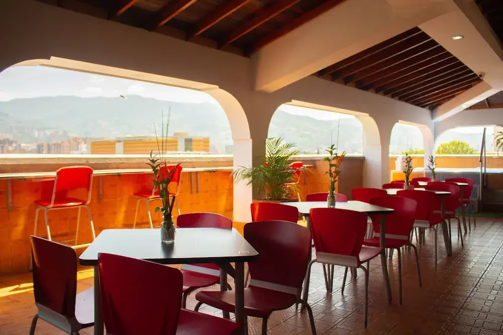 Hotel Alcaravan Medellín