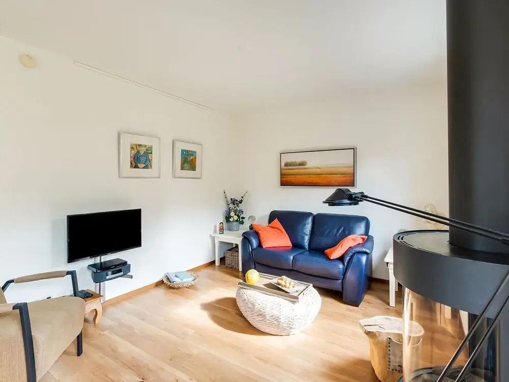 A Forest Villa With Spacious Garden And A View Over The Meadows