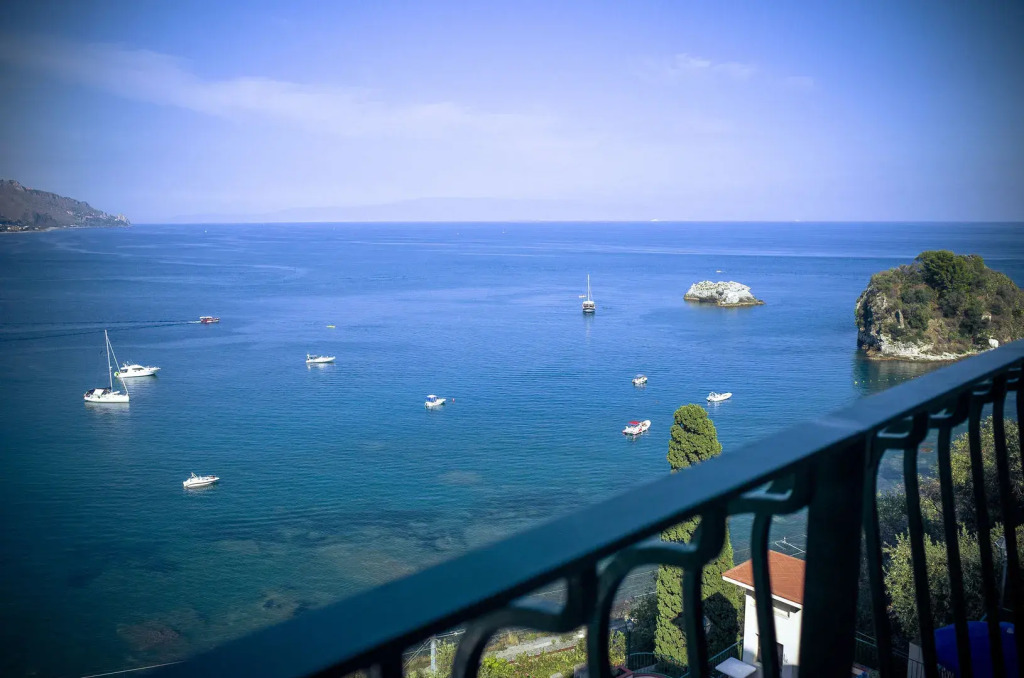 Bay Palace Mazzarò