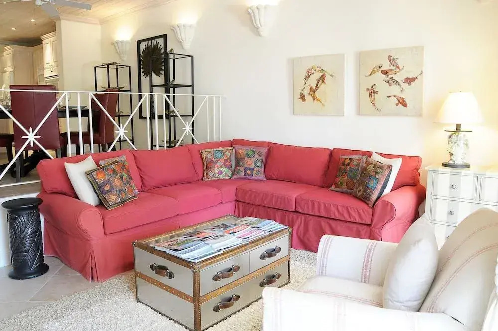 "this Beautifully Decorated 3 Bedroom 3 Bathroom Duplex Villa"