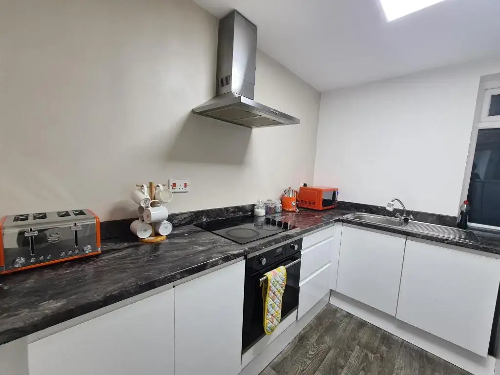 West Street 3-Bed 3-Ensuite Apartment Leicester