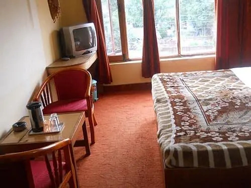 Hotel Raj Deluxe