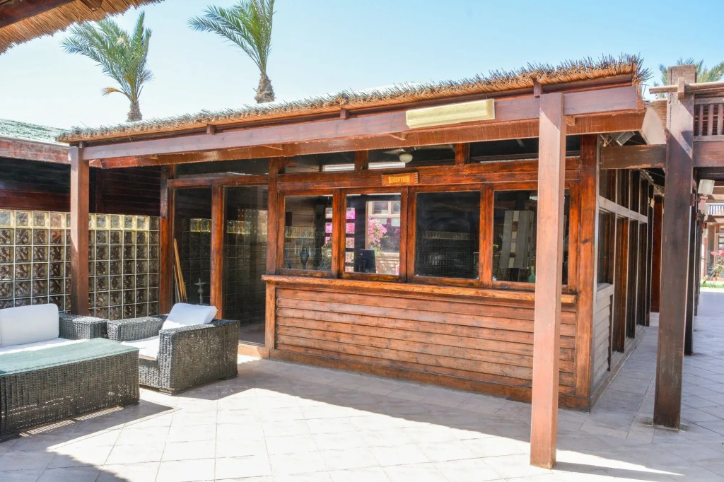 Abu Dabbab Lodge