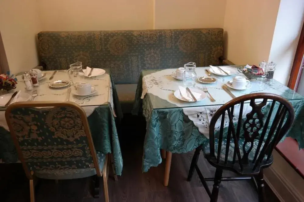Acorn Guest House