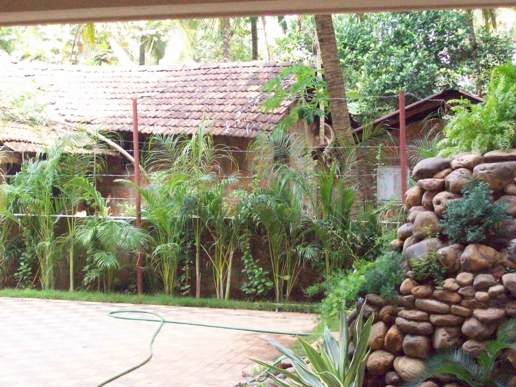 TreeHouse Blue, Hotel & Serviced Apartments