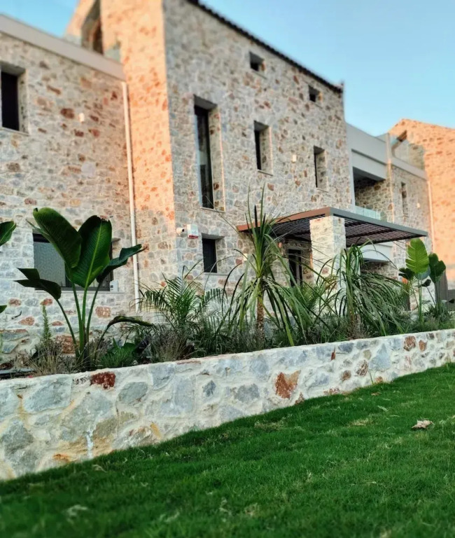 Oinolithos Luxury Villas