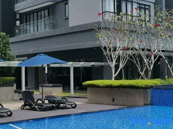 Pool View Geniehome 3BR2B Free Wifi @ Shah Alam Glenmarie