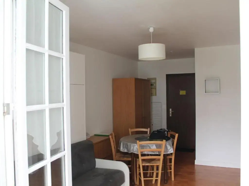 Appartement La Roche-Posay, 1 pièce, 2 personnes - FR-1-541-53