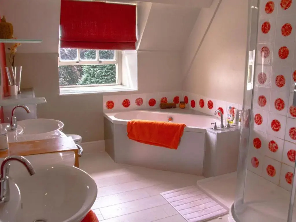 A Stunning Private Suite In A Beautiful Heritage Mansion