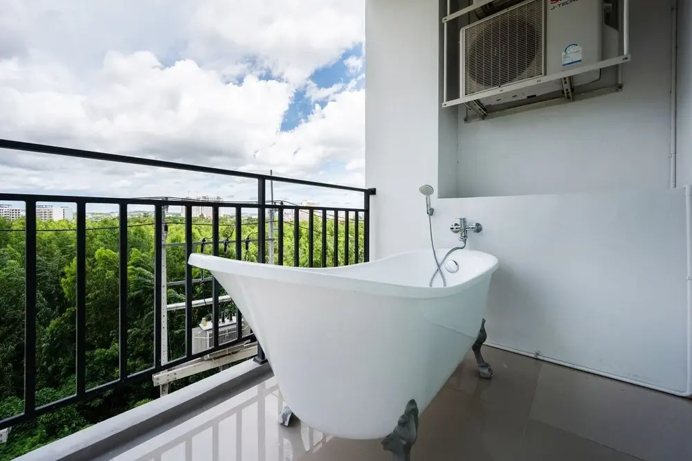 The Grand Jomtien by Favstay