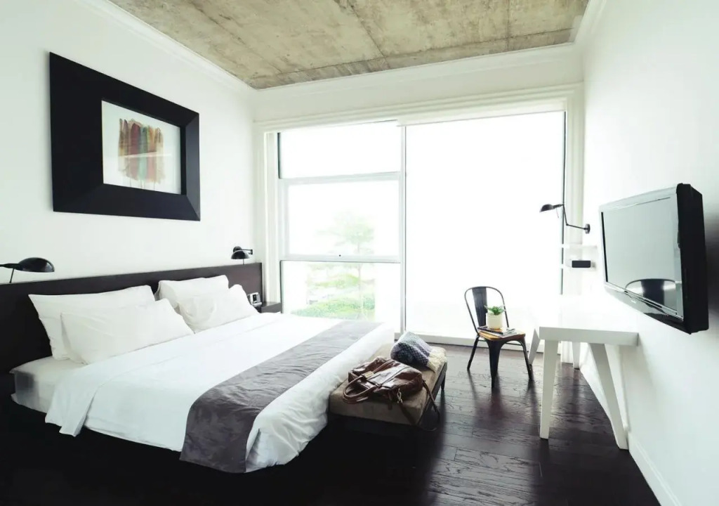 Morrissey Hotel