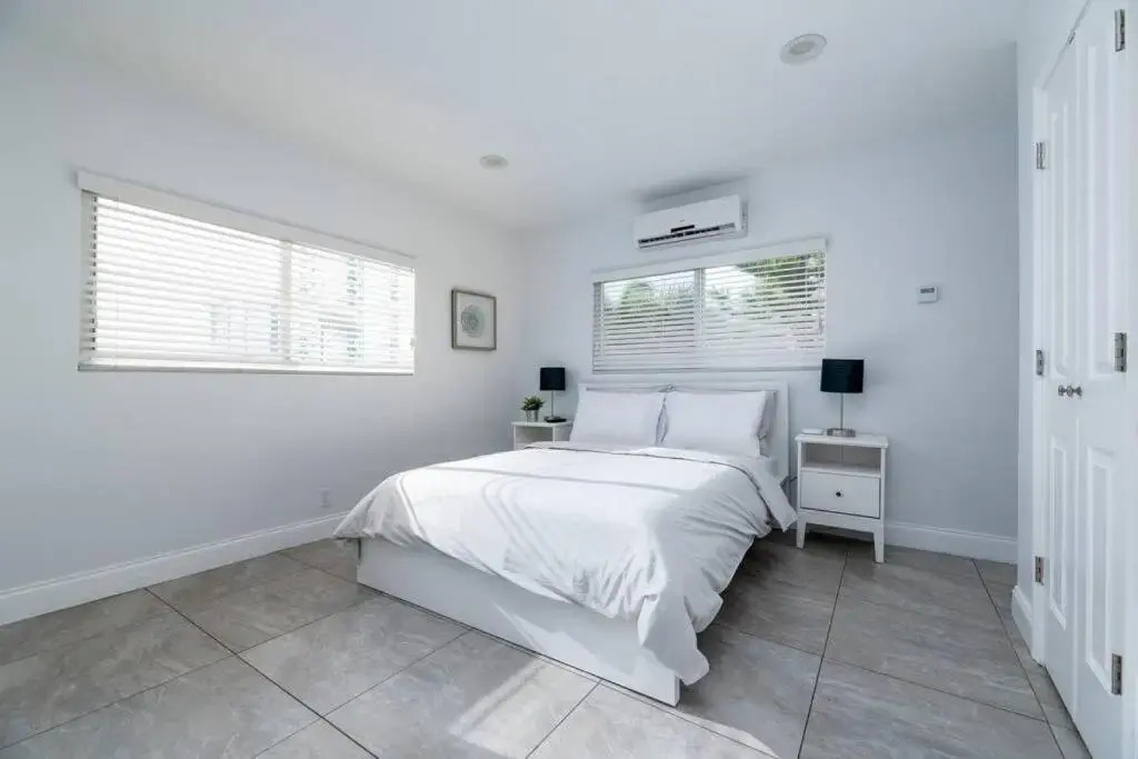 Bayshore Breeze 10 - Fort Lauderdale Beach