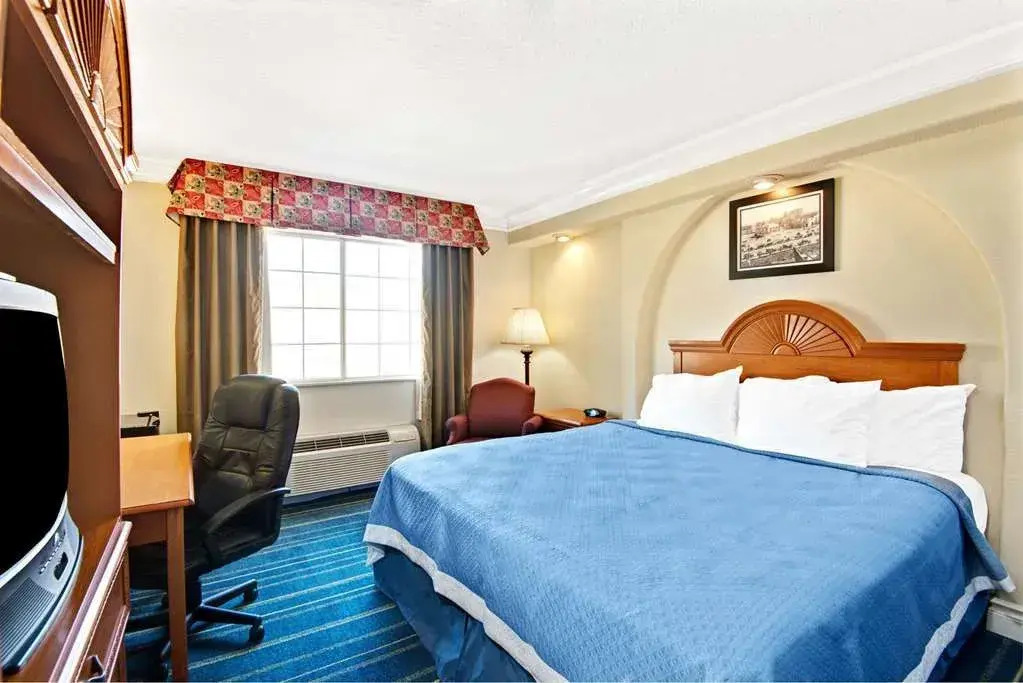 Days Inn By Wyndham San Antonio Airport