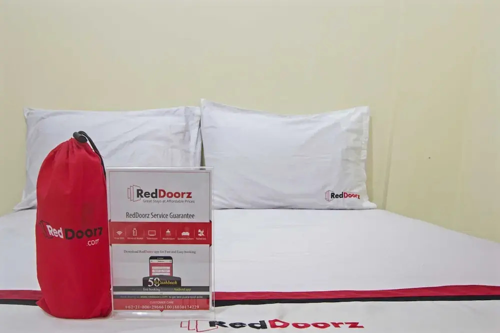 RedDoorz @ Pogung Baru