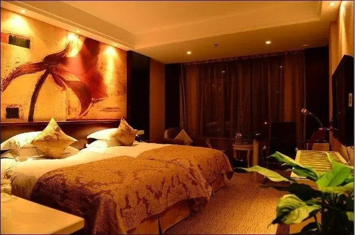 Qijia Shan Hotel