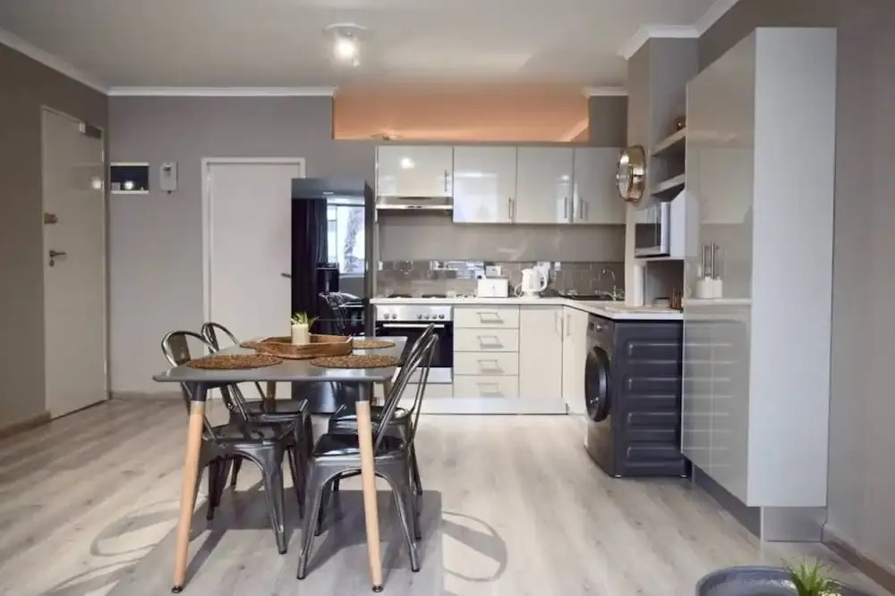 Spacious 1 Bedroom City Centre Apartment