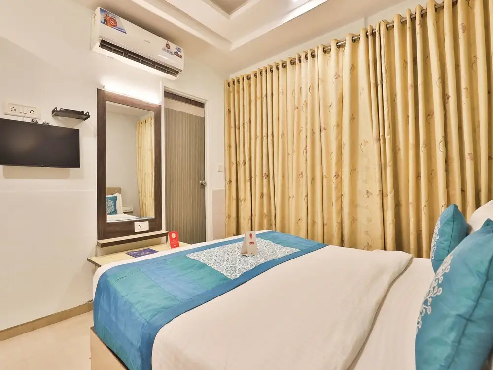 OYO 3914 Hotel Legend