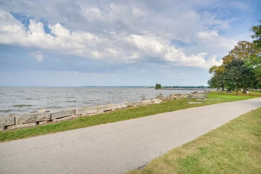 2 Mi to Lake Winnebago: Cozy Fond du Lac Studio
