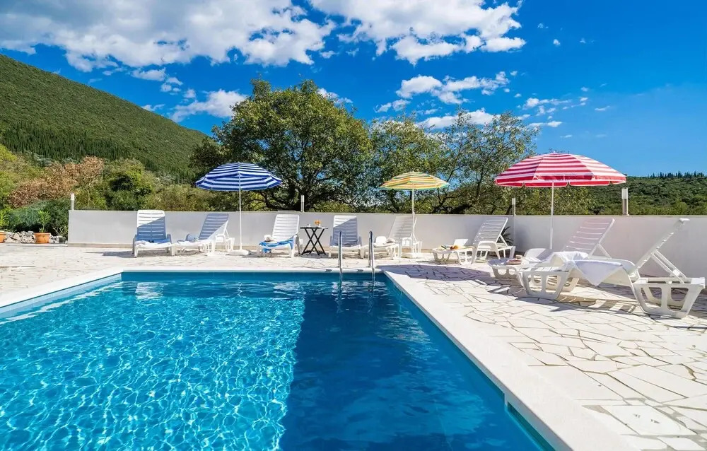 Stunning Apartment in Vitaljina With 3 Bedrooms, Wifi and Outdoor Swimming Pool
