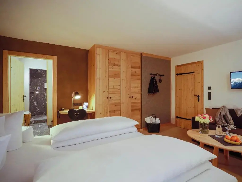 Staudacherhof in Garmisch-Partenkirchen I Blick aufs Zugspitzmassiv I einzigartige Bayurvida Küche