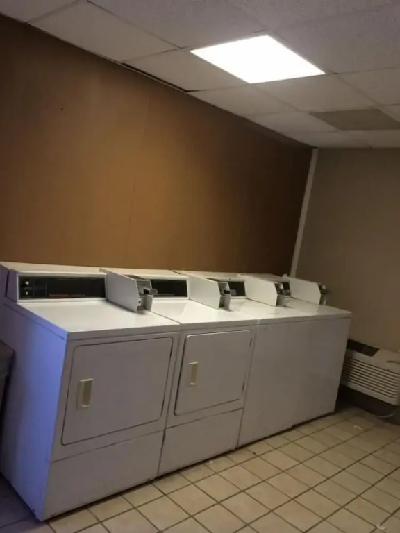 Sunflower Inn & Suites - Garden City