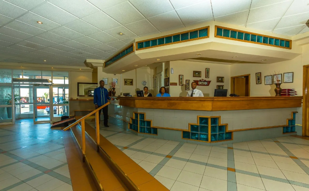 Gooderson Beach Hotel